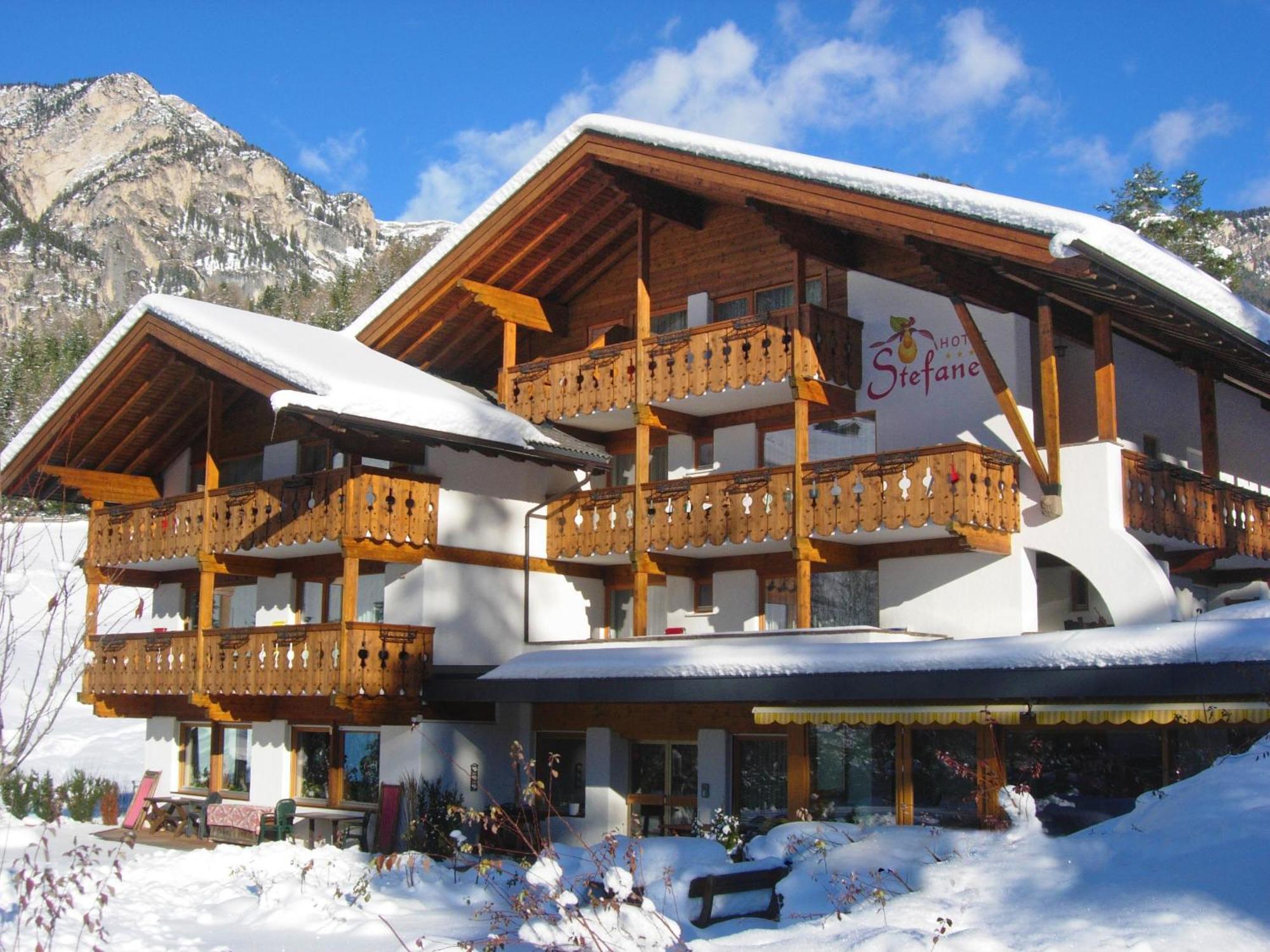 Hotel Stefaner Тірес Екстер'єр фото